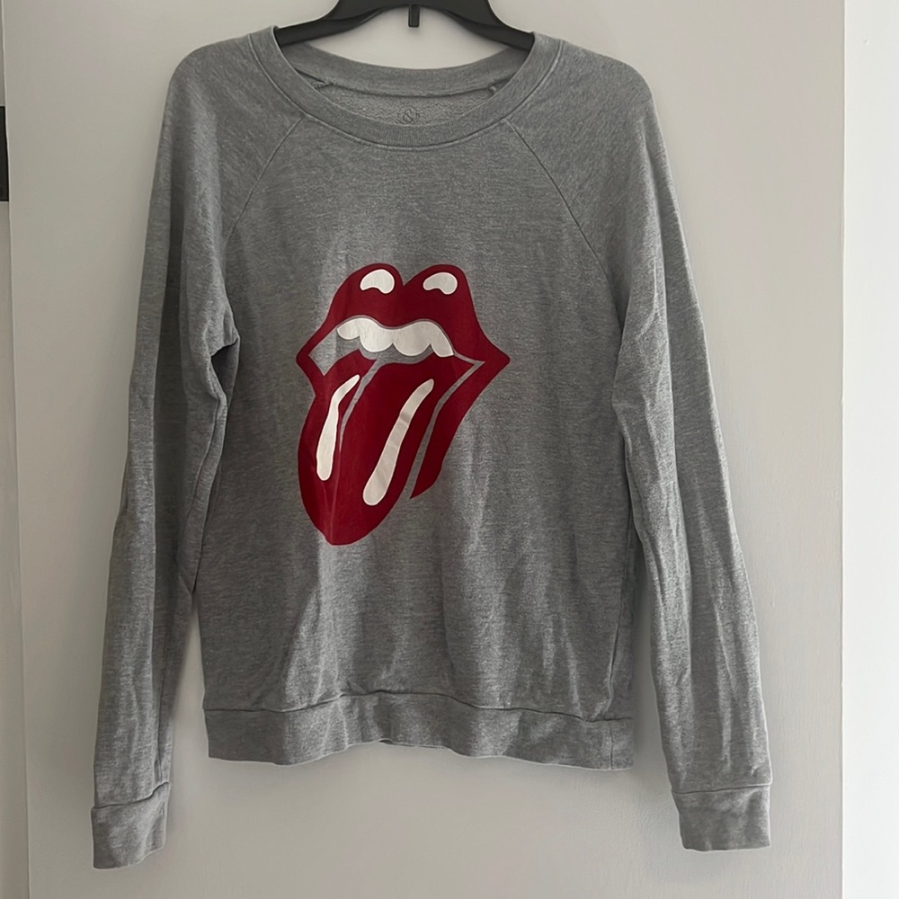 Treasure & Bond Women’s Retro Rolling Stones Sweatshirt-Small